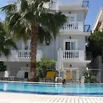 Skalidis 4* Tolón