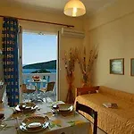 Lägenhetshotell Skalidis 4*