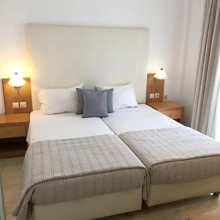 Skalidis 公寓式酒店 4*